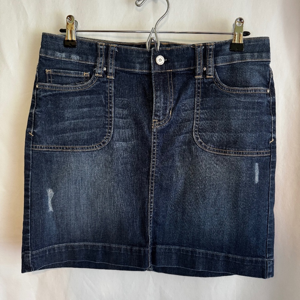 White House Black Market Blue Denim Jean Distressed Skirt Size 6
